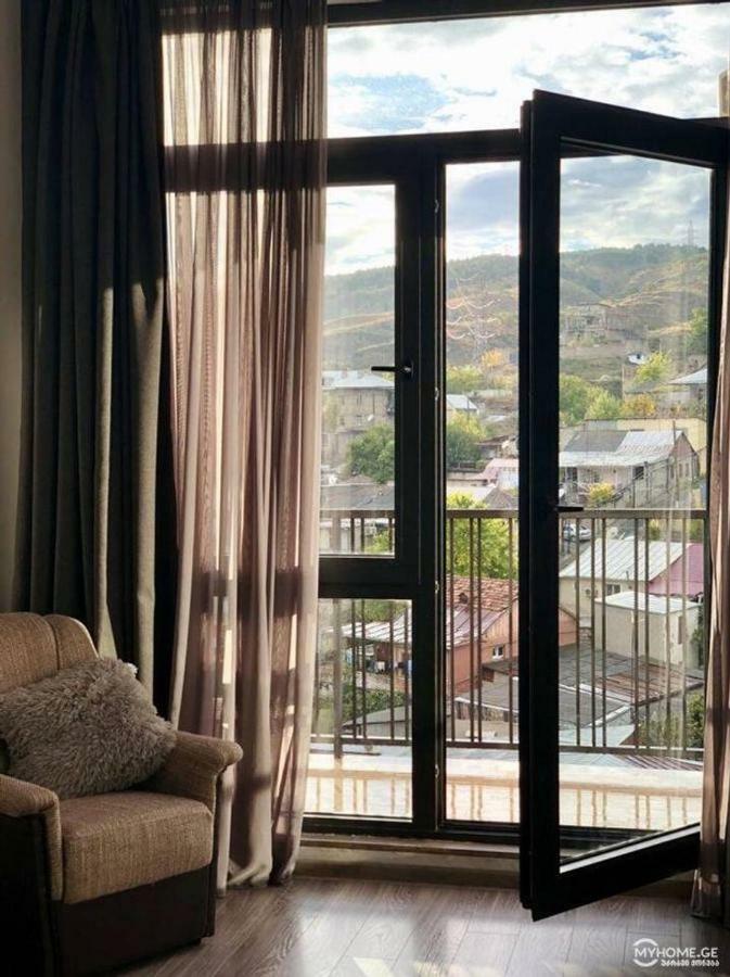 Sunny Apartment Ortachala Tbilisi Exterior foto